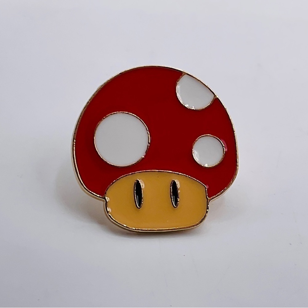 Mushroom Pin Super Mario Bro Kart Party Red Enamel 1 Up Badge Brooch Tack 1” NEW